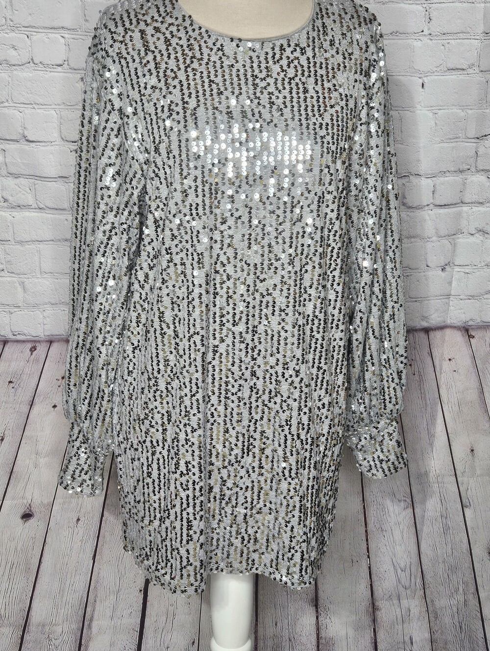 Camila Coelho Silver Sequin Long Sleeve  Mini Dress Holiday Party Evening Weddin
